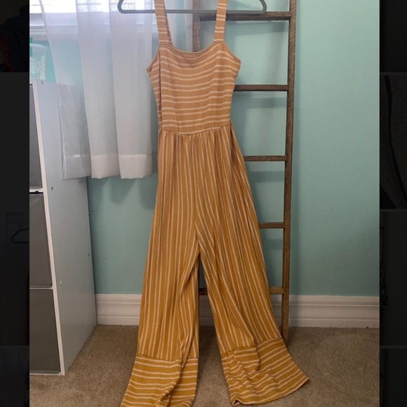 Yellow striped jumper - Picture 2 of 2